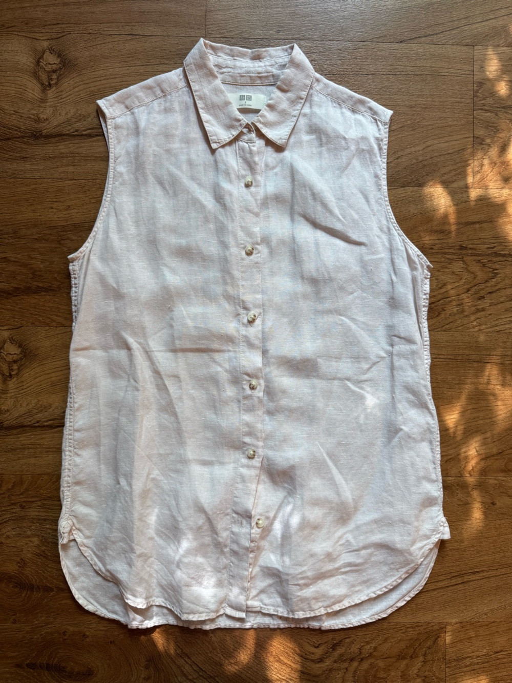 Uniqlo Light Pink Button SleevelessTop - Shirts & Tops
